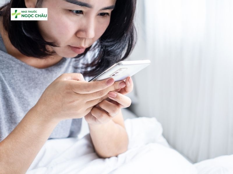 Thuốc bổ mắt giảm cận thị được không?